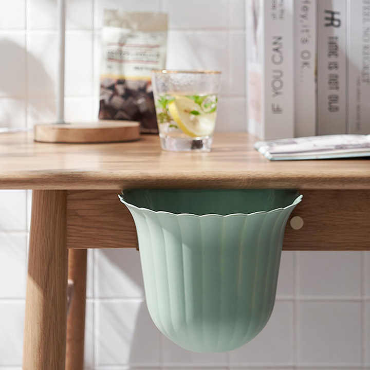 Wall-mounted trash can for the kitchen | Stornfield