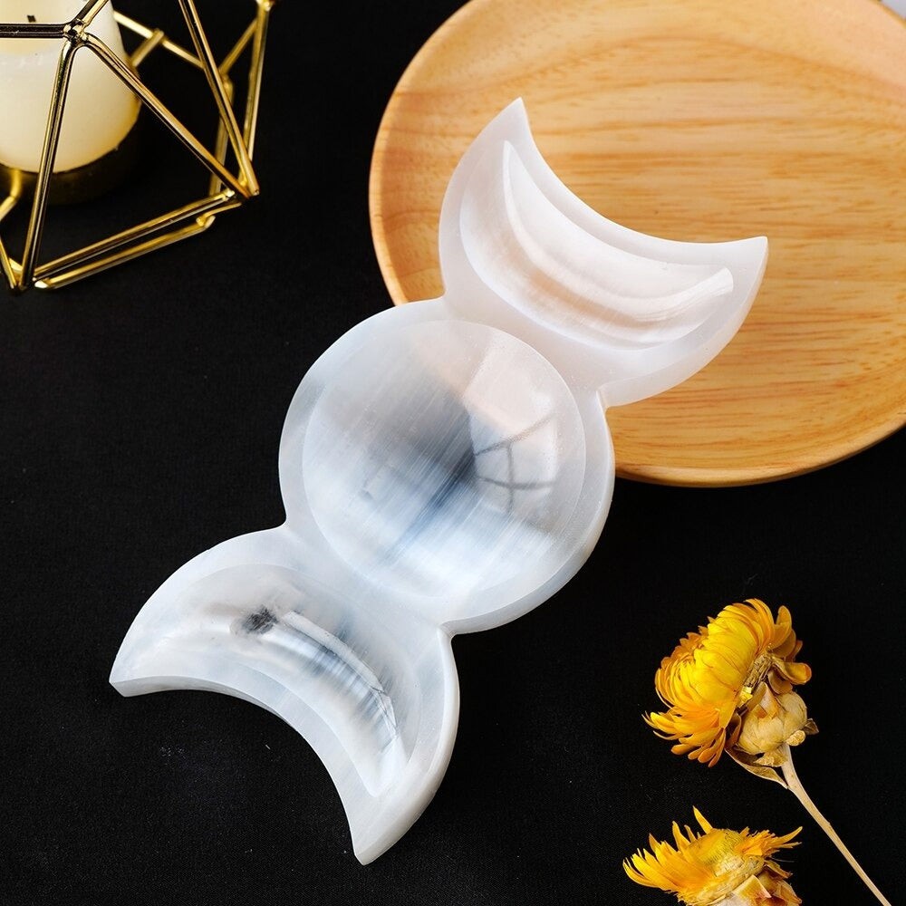 Stornfield | Selenite Lunar Divination Crystal Bowl