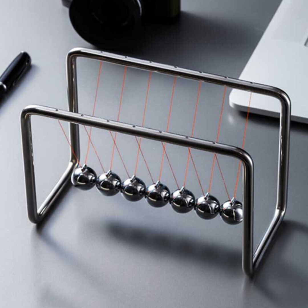 Stornfield | Silver Pendulum Balance Balls Newton's Cradle Desk Toy