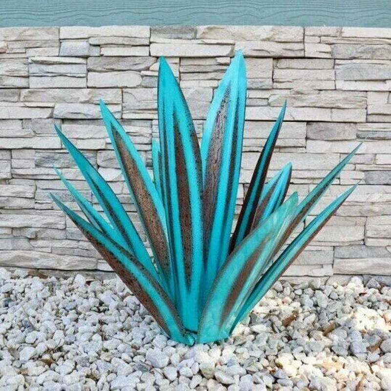Waterproof Solar Garden Agave Lamp Decoration | Stornfield