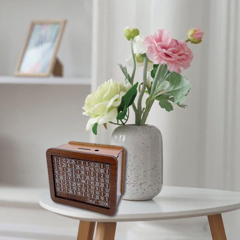 Wooden money box with engraved figures | Stornfield