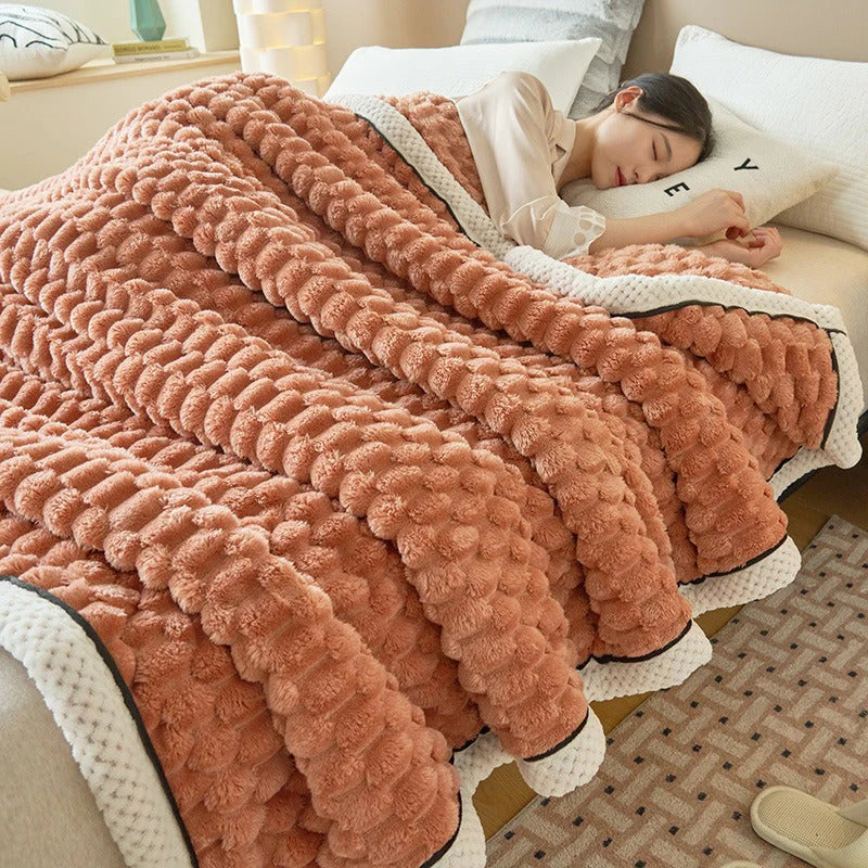 Ultra-soft cuddle blanket for ultimate comfort | Stornfield