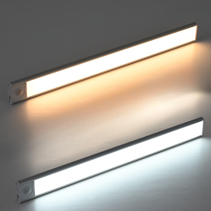 Modern Wall Lamp | Elegant, wireless and functional | Stornfield