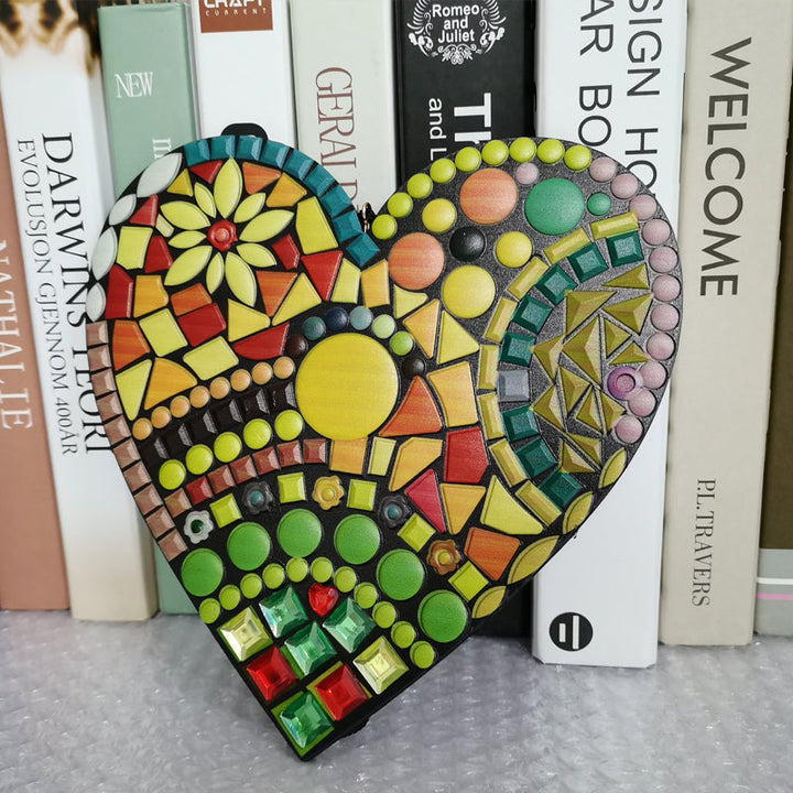 Stornfield | Large Mosaic Heart Garden Decoration