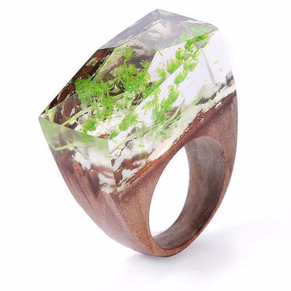 Quanta - Encapsulated Green Plant Resin Ring | Stornfield
