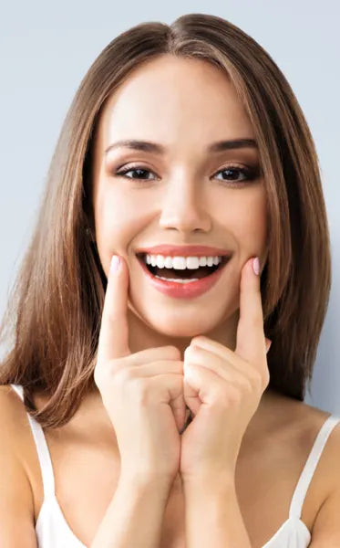 Stornfield | On Smile Veneers (Upper and Lower Jaw included)