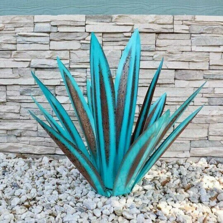 Stornfield | Waterproof Solar Garden Agave Lamp Decoration