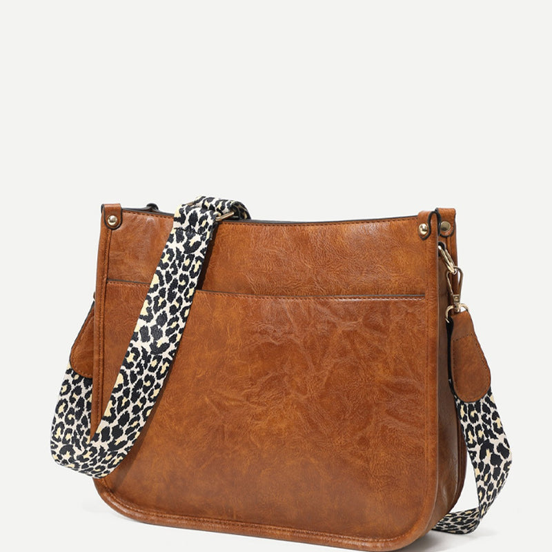 Shoulder bag with large capacity | Stornfield