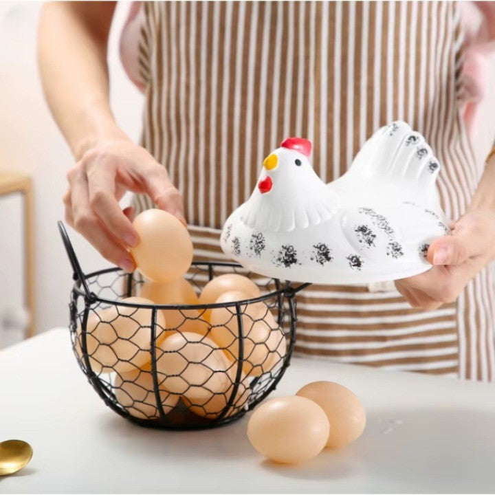 Stornfield | Ceramic Egg Holder Chicken with Wire Basket