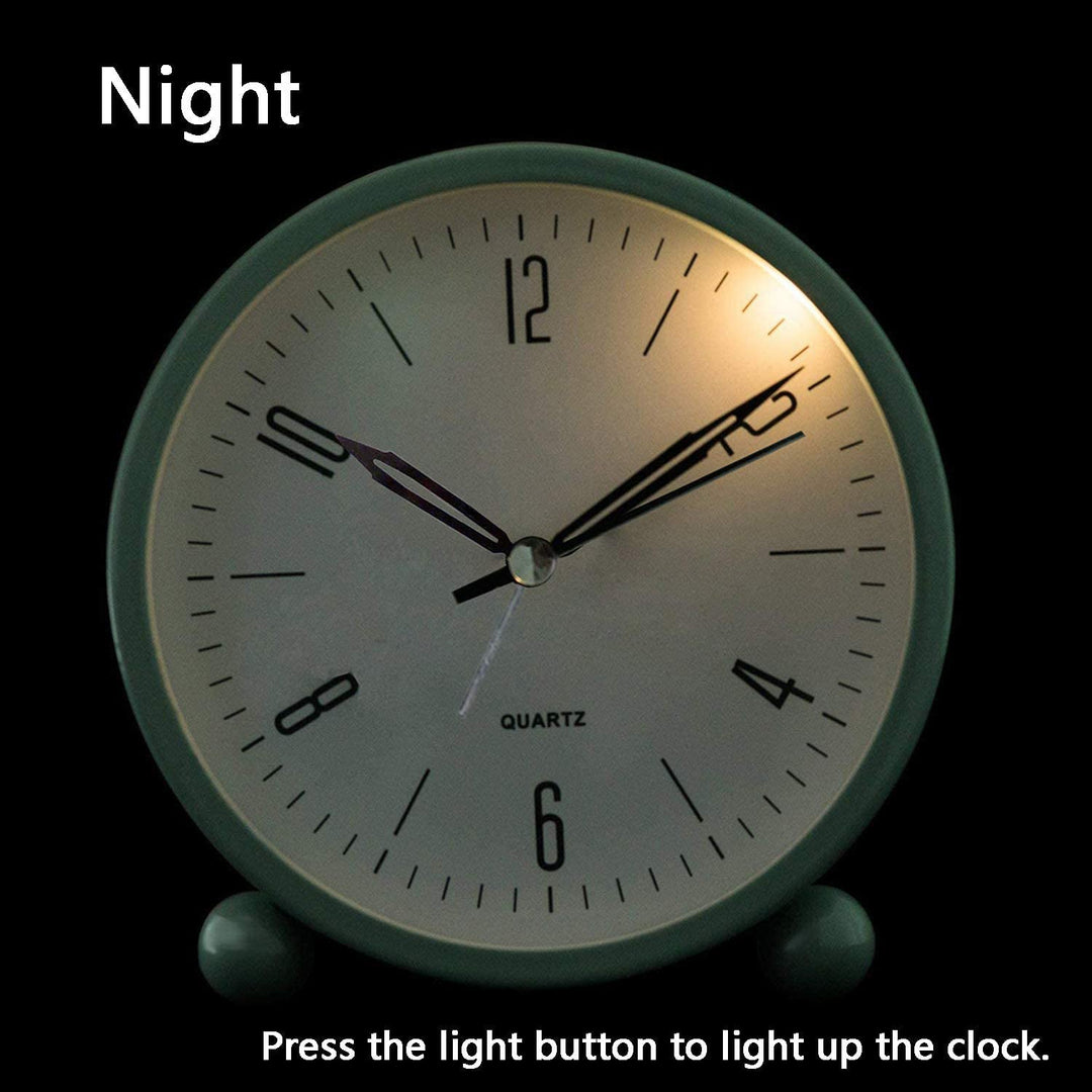 Stornfield | 4" Super Silent Non-Ticking Analog Clock with Nightlight