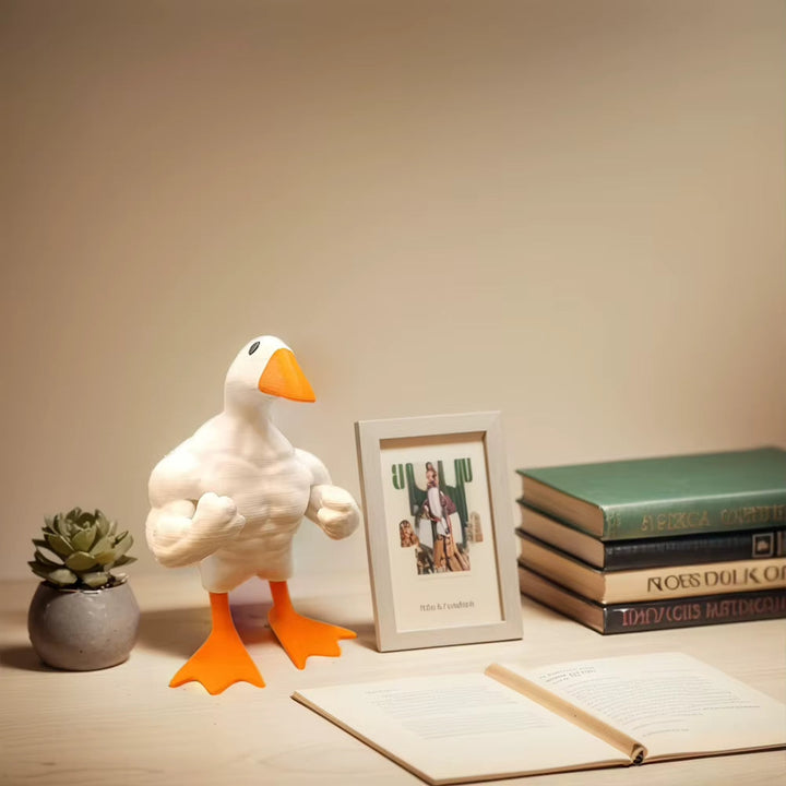 Strong Goose Attack Decor Decor | Stornfield