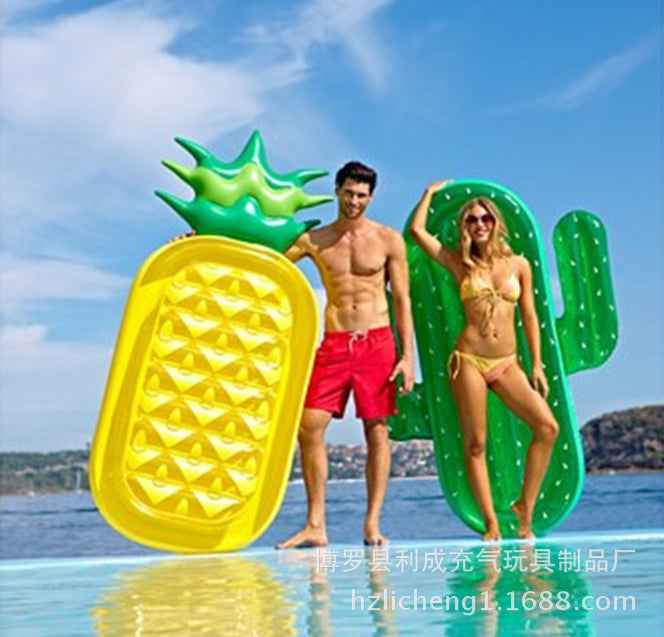 Unisex Inflatable Water Lounge in One Size Design Stornfield