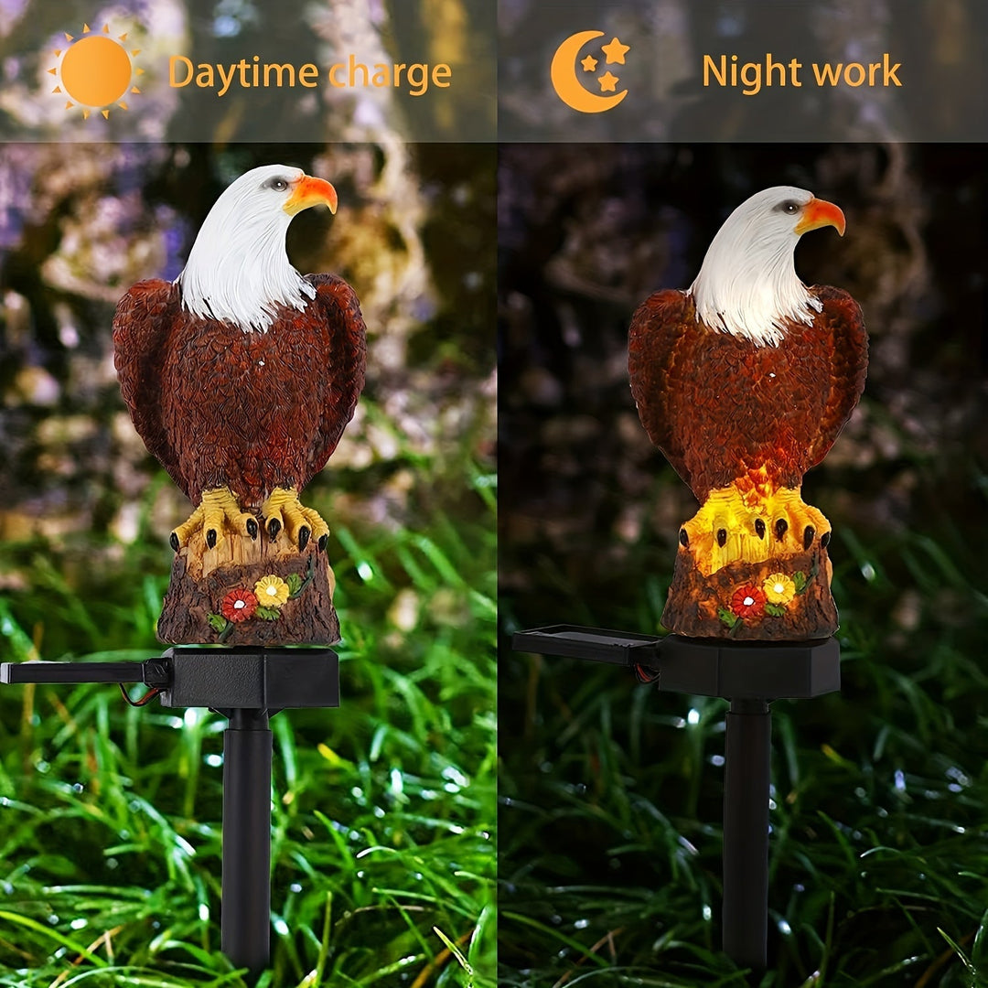 SolarGlow Eagle - Stylish Solar Lamp for Garden Lighting | Stornfield