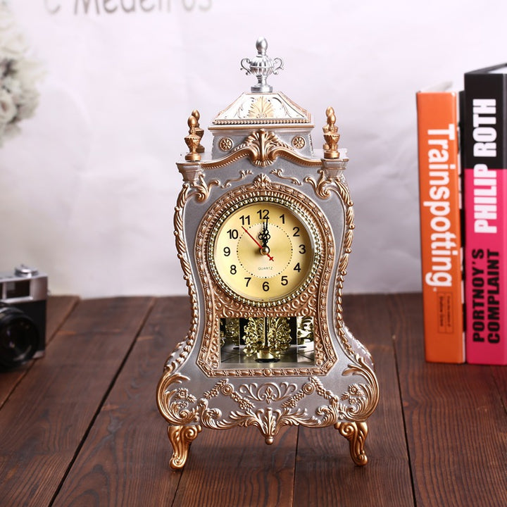 Decorative table clock Stornfield