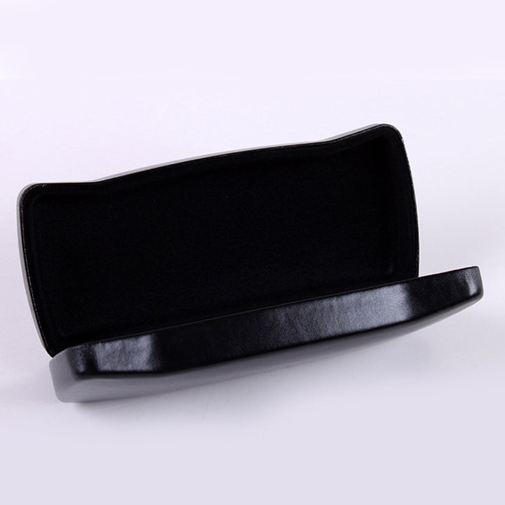 Elegant Leather Glasses Case Stornfield