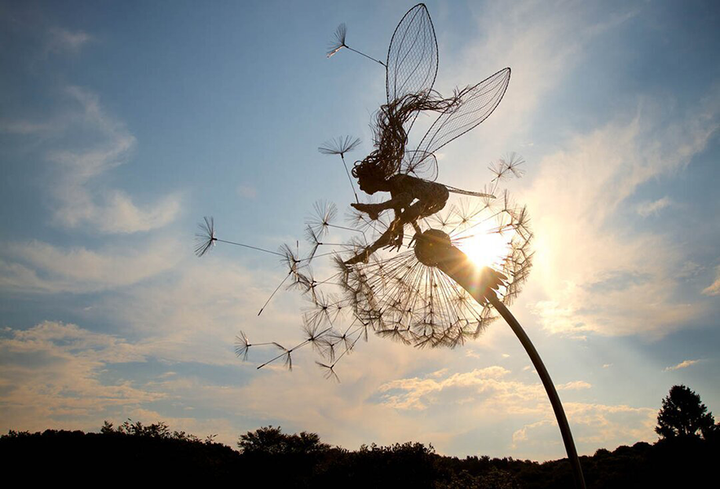 Stornfield | Perfect Wonderland Garden Decoration -The Naughty Spirits Are Dancing