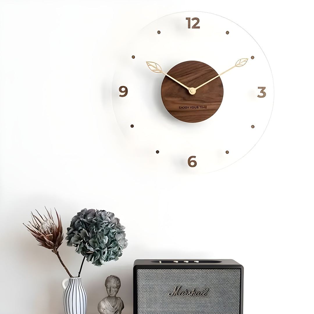Minimalist and Silent Wall Clock with a Simple Design for Any Room Stornfield