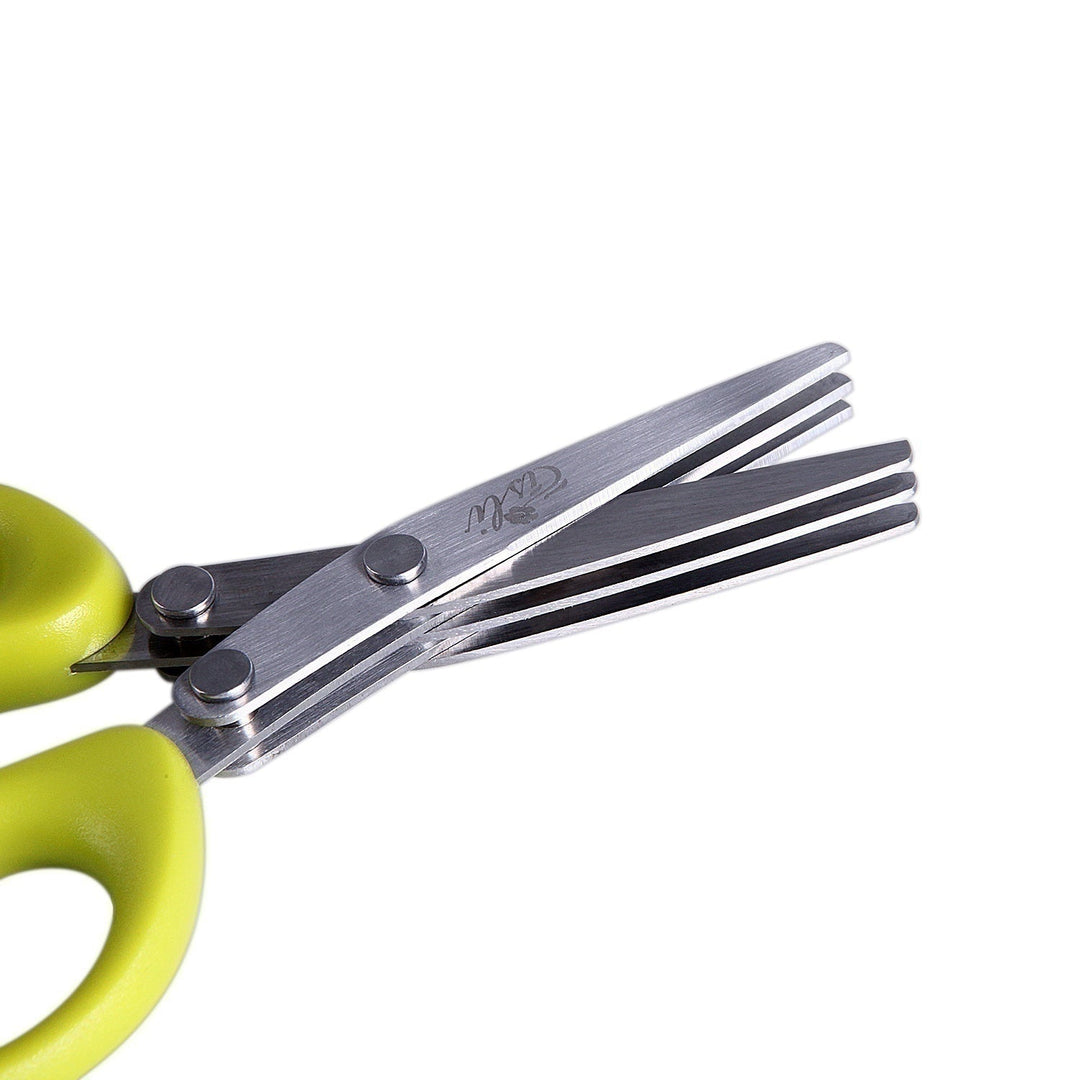 Multifunctional stainless steel kitchen scissors. | Stornfield