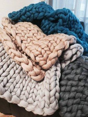 Stornfield | Chunky Knit Blanket