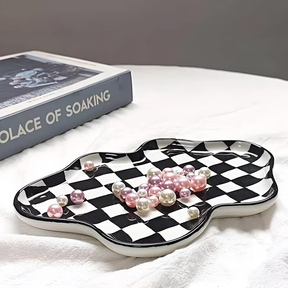 Checkered Accent Plate | Stornfield