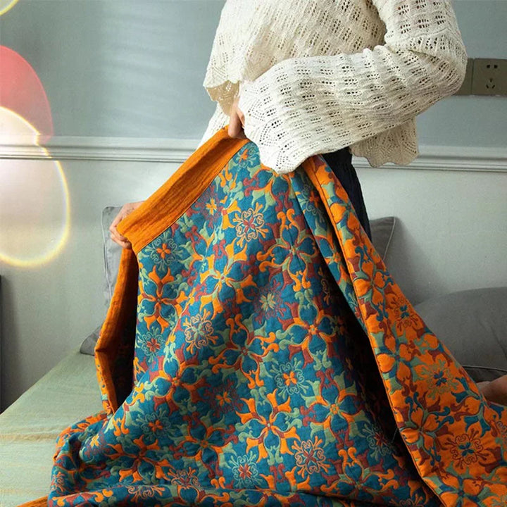 Stornfield | & Blue Pattern Six-Layer Cotton Quilt - TerraLoom