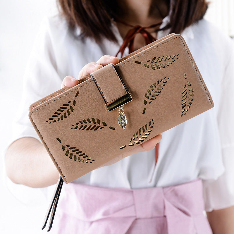 Ladies long wallet with leaf pattern | Stornfield