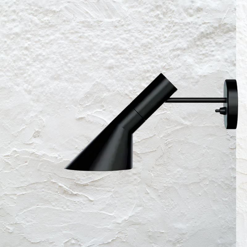 Timeless Vintage Wall Lamp for Classic Elegance | Stornfield