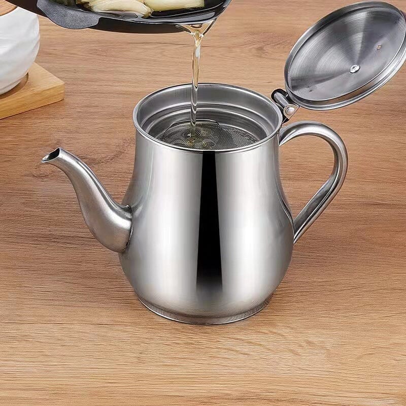 Stainless Steel Oiler | Stornfield