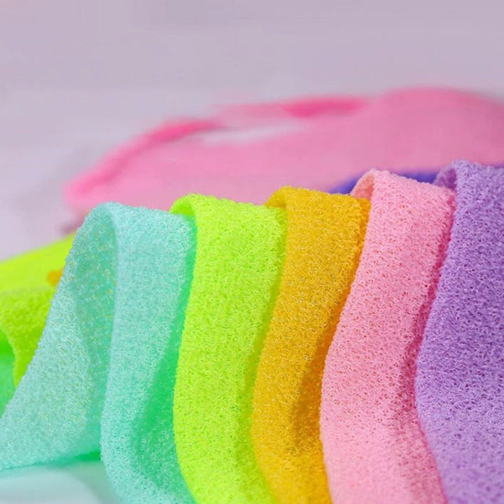 Stretchable Back Rub Bath Towel | Stornfield