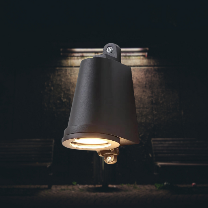Elegant Outdoor Aluminum Wall Lamp | Stornfield