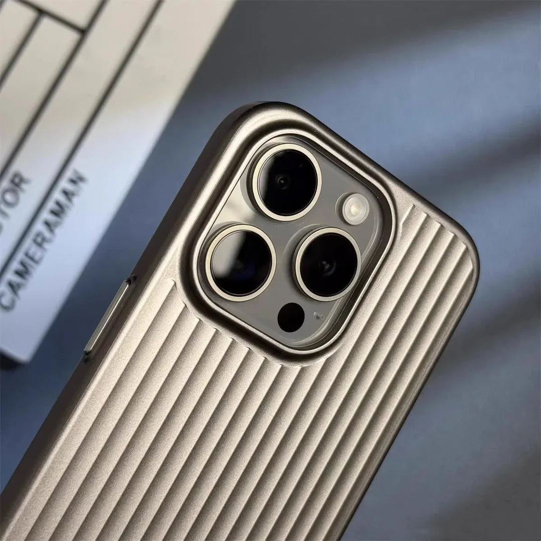 NoviroaShield | Ultra-thin shockproof phone case with drop protection | Stornfield