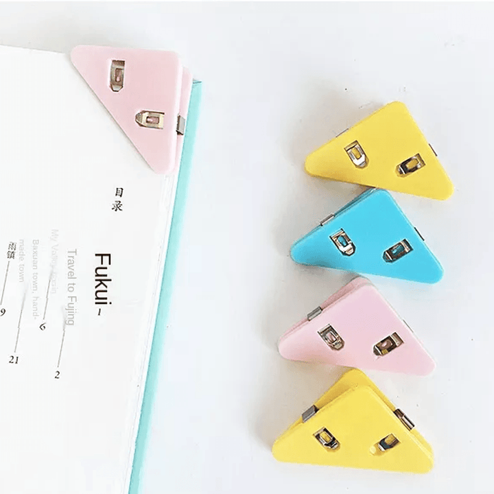 Triangle Corner Data Clip | Stornfield