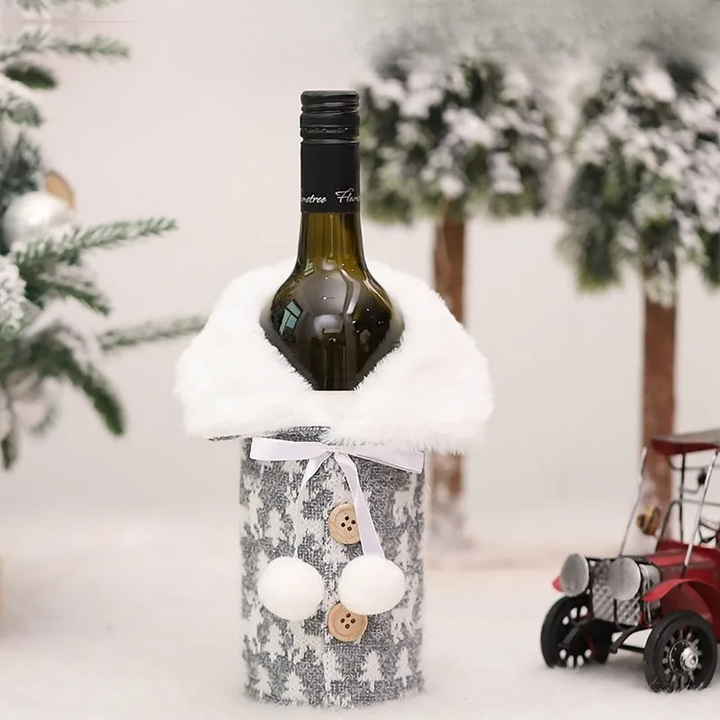 Christmas bottle cover with fur collar – festive cover for wine bottles, gnome decoration for Christmas, perfect as gift wrapping | Stornfield