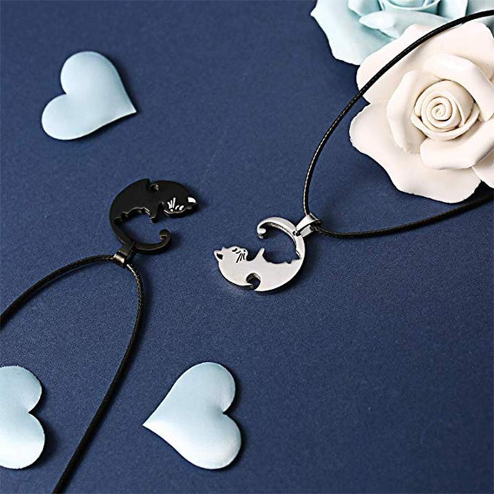 Yin ＆ Yang Cat Design Necklace | Stornfield