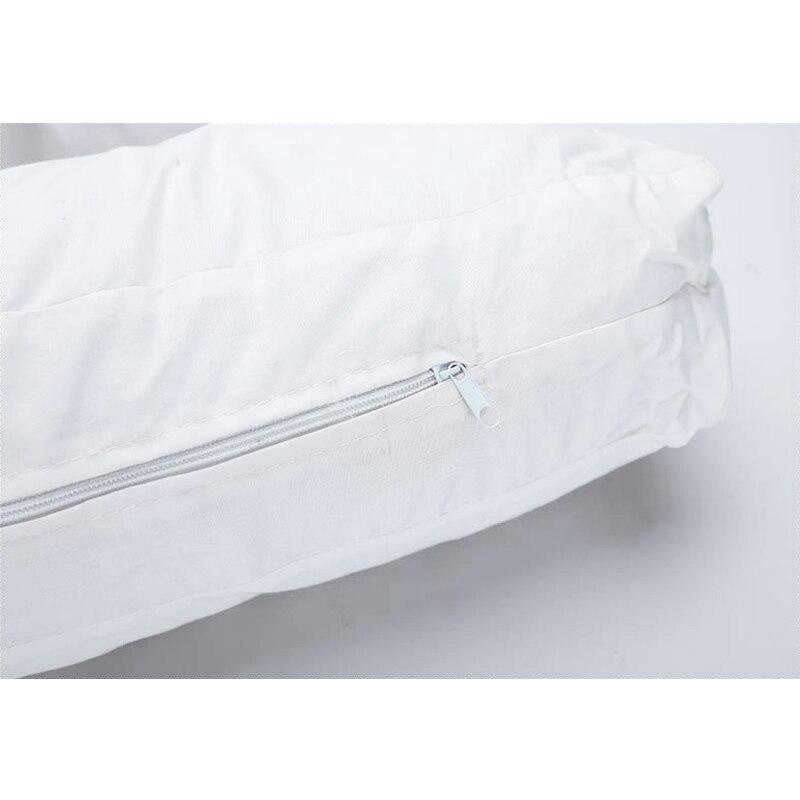 Ergonomic U-shaped pillow | Stornfield