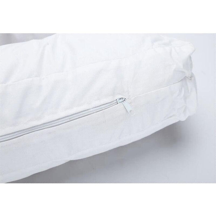 Ergonomic U-shaped pillow | Stornfield