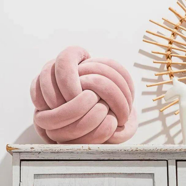 Stornfield | Scandinavian Knot Velvet Cushion