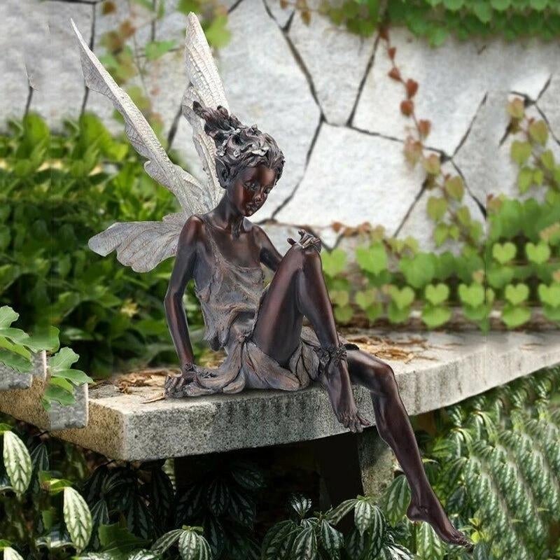 Stornfield | Sitting Fairy Garden Statue