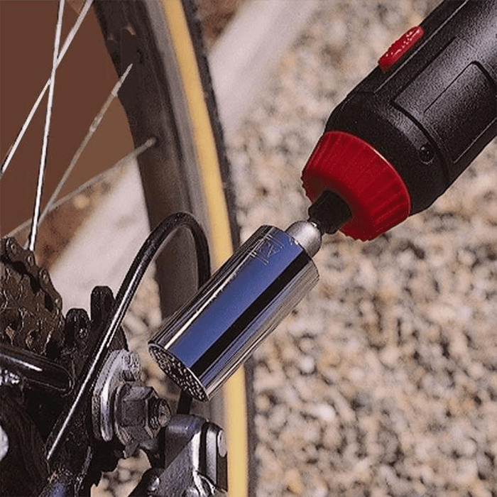 Quick Fit Universal Socket | Stornfield