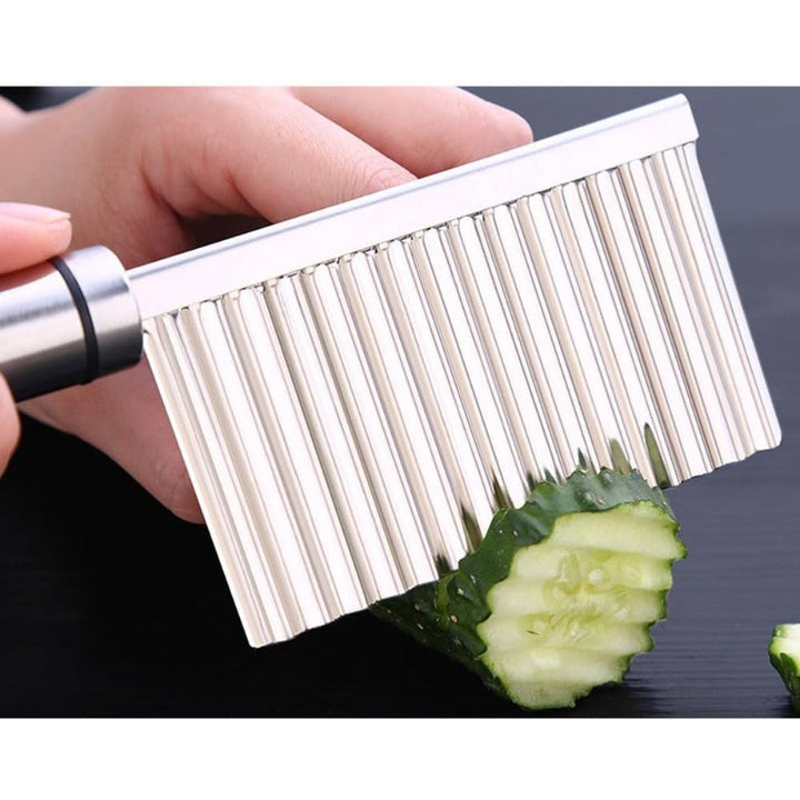 Effortless Wave Cut Knife Stornfield