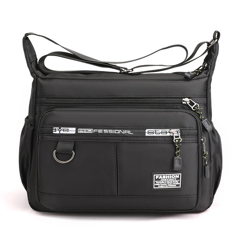 Men's messenger bag with multiple pockets | Stornfield