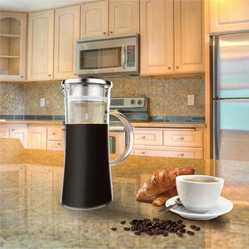 50oz Heat Resistant Glass Pitcher with Stainless Steel Filter Leak Lid | Stornfield