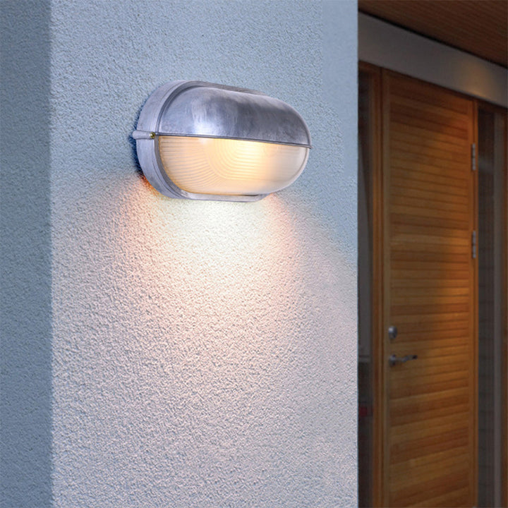 Elegant waterproof outdoor wall lamp | Stornfield