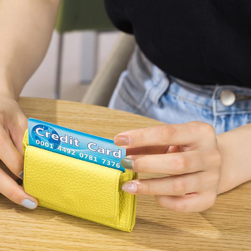 Handmade RFID wallet made of soft leather | Stornfield