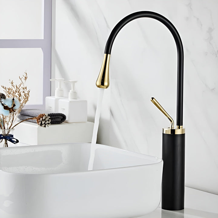 Stornfield | FlexFlow – Seamless 360° Faucet Control for a Drip-Free Experience
