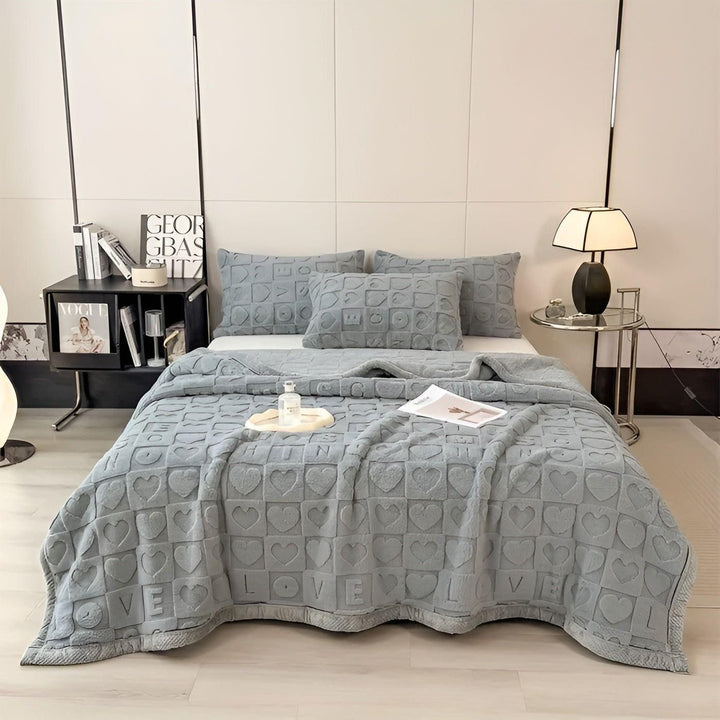 CoralDream Blanket - Warm Fleece Winter Blanket with Double-Sided Heart and Letter Design | Stornfield