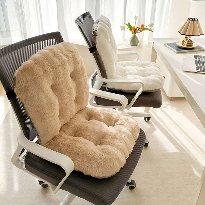 Soft seat cushion made of faux fur – Extra thick & cuddly | Perfect for chair and sofa | Stornfield