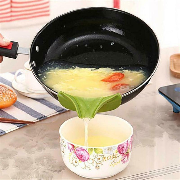 Anti-spill Kitchenware Deflector | Stornfield