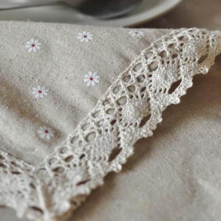 Stornfield | Daisy Print Cotton Linen Tablecloth