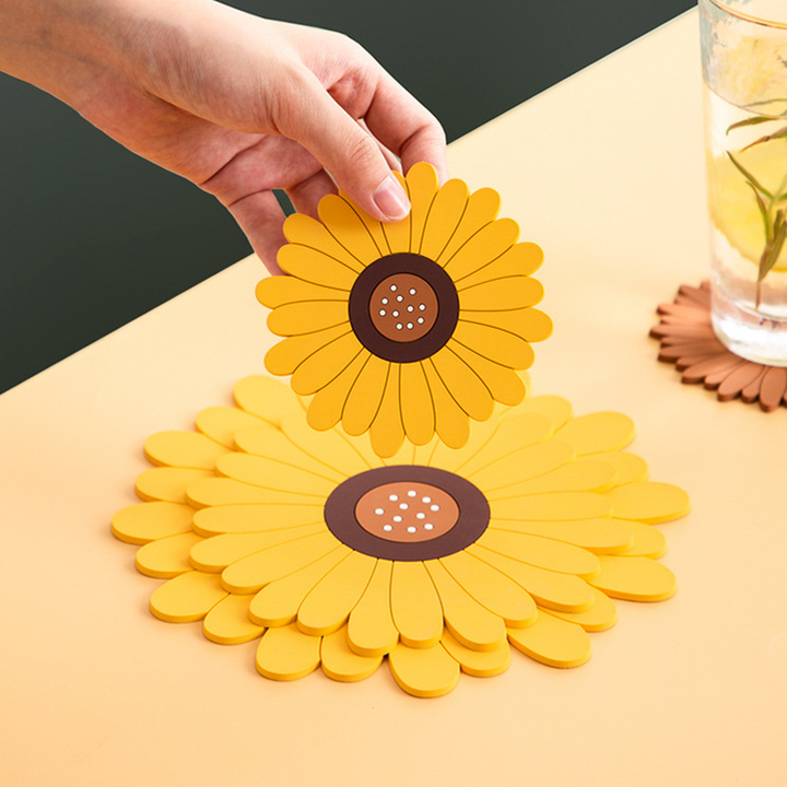 Nice heat-insulating and burn-preventing table set | Stornfield